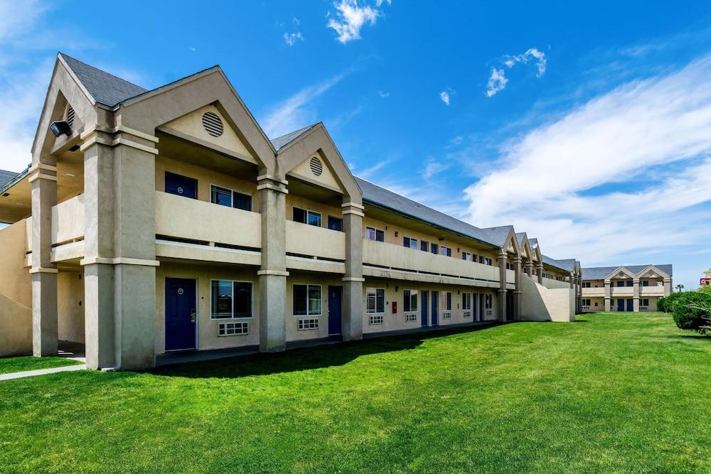 Motel 6-Buttonwillow, Ca Central ภายนอก รูปภาพ