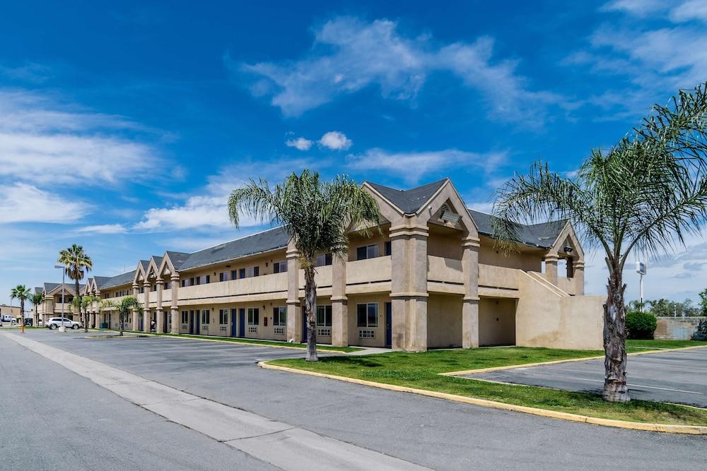 Motel 6-Buttonwillow, Ca Central ภายนอก รูปภาพ
